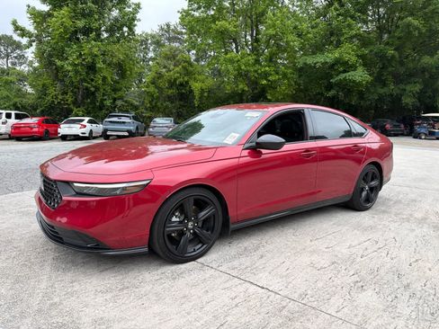 Used 2025 Honda Accord Sport image 5