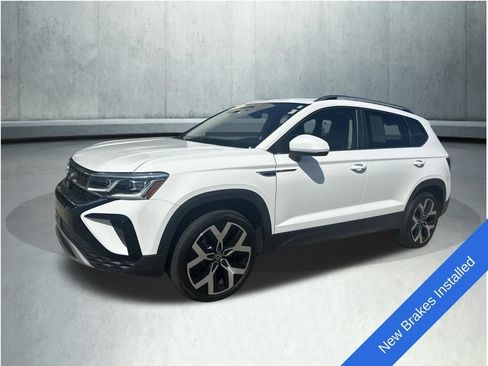Used 2023 Volkswagen Taos SEL AWD/4WD image 1