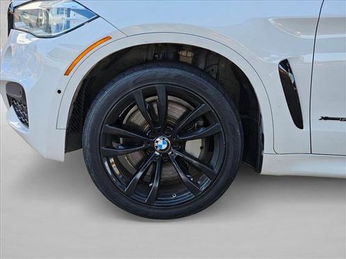 Used 2015 BMW X6 xDrive50i AWD/4WD image 18