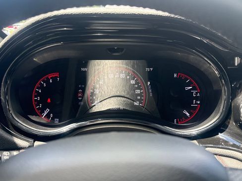 Used 2022 Dodge Durango R/T w/ Blacktop Package AWD/4WD image 9