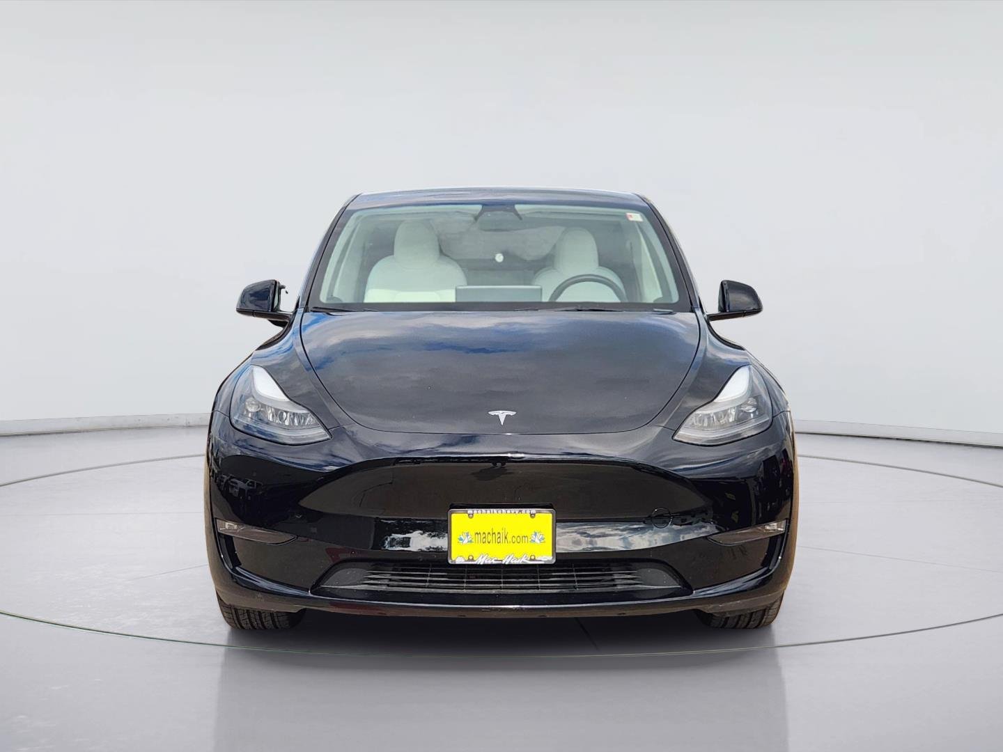 Used 2023 Tesla Model Y Long Range AWD/4WD image 2
