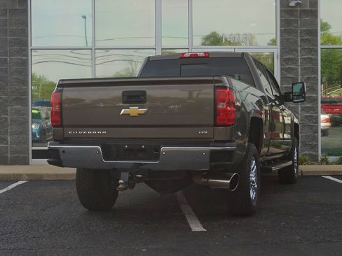 Used 2015 Chevrolet Silverado 2500 LTZ w/ Duramax Plus Package AWD/4WD image 3