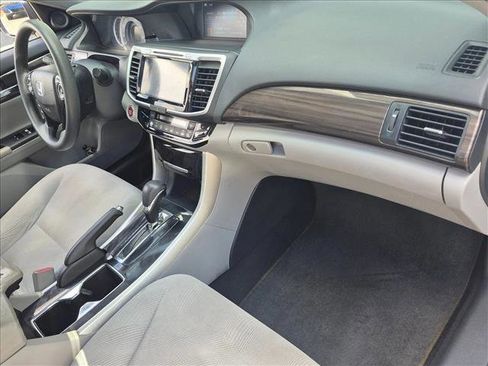 Used 2016 Honda Accord EX image 20