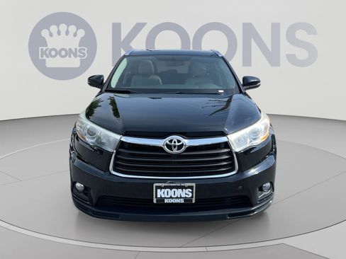 Used 2016 Toyota Highlander XLE AWD/4WD image 11