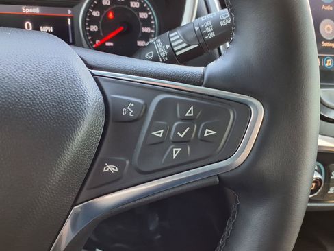 Used 2024 Chevrolet Equinox Premier AWD/4WD image 14