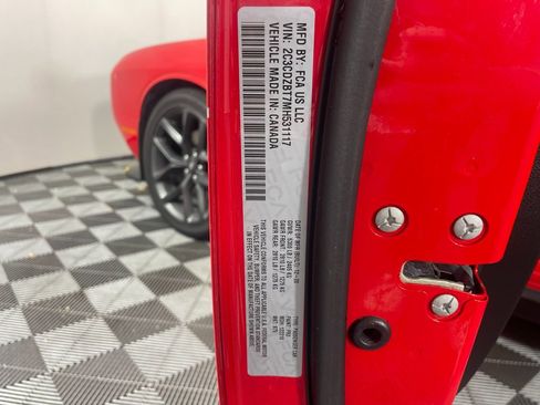 Used 2021 Dodge Challenger R/T w/ Plus Package image 27