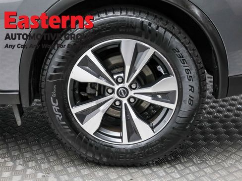 Used 2023 Nissan Murano SV image 8