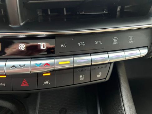 Used 2023 Cadillac CT5 Premium Luxury image 41