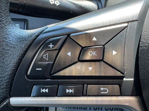 Used 2024 Nissan Altima 2.5 SV FWD image 15