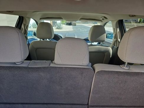 Used 2013 Ford Edge SE image 18