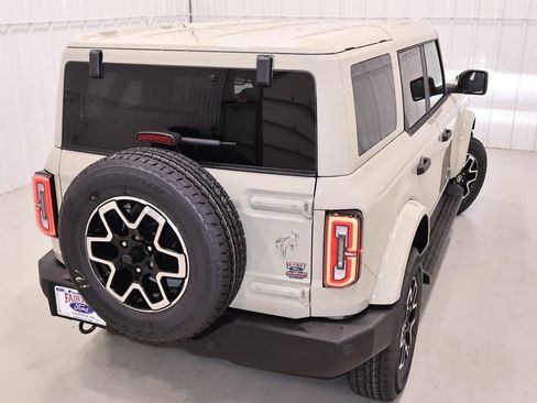 New 2026 Ford Bronco Outer Banks AWD/4WD image 38