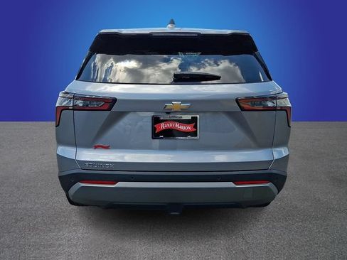 Used 2026 Chevrolet Equinox LT FWD image 6