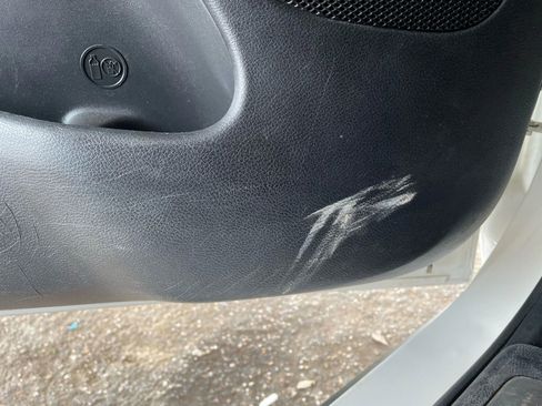 Used 2012 Jeep Grand Cherokee Overland image 22