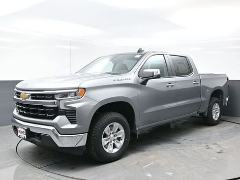 Used 2025 Chevrolet Silverado 1500 LT image 7