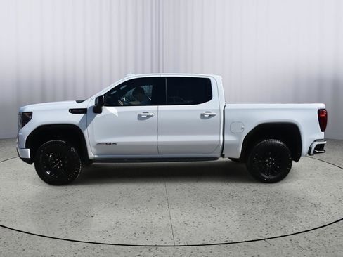 Used 2023 GMC Sierra 1500 AT4X image 8