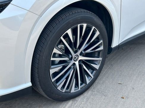 Used 2023 Lexus RX 350 w/ Accessory Package (P3) image 9