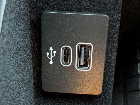 New 2026 Lincoln Navigator Black Label image 29