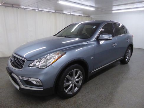 Used 2017 INFINITI QX50 2WD image 3