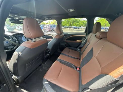 Used 2025 Subaru Forester Touring AWD/4WD image 13