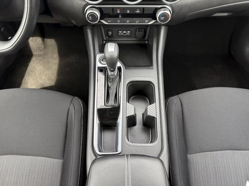 Used 2025 Nissan Sentra SV FWD image 2