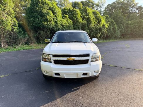 Used 2013 Chevrolet Tahoe LT AWD/4WD image 10