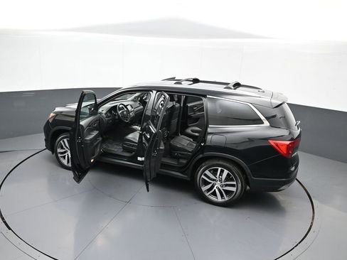 Used 2017 Honda Pilot Elite image 48