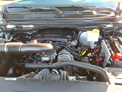 Certified 2019 RAM 1500 Big Horn image 28