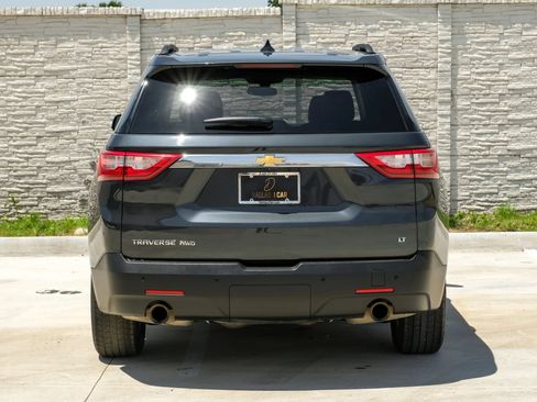 Used 2019 Chevrolet Traverse LT w/ LPO, Floor Liner Package AWD/4WD image 9