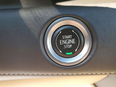 Used 2023 Cadillac Escalade Premium Luxury w/ Performance Package image 91