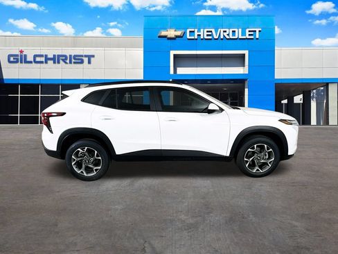 New 2026 Chevrolet Trax LT FWD image 9