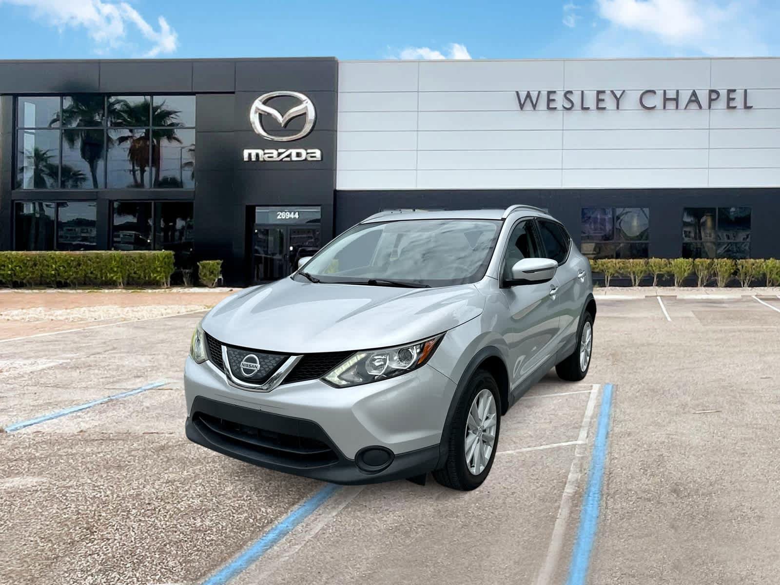 Used 2018 Nissan Rogue Sport SV FWD image 1