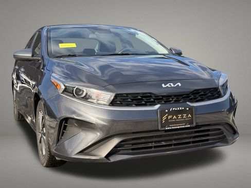 Used 2024 Kia Forte LXS image 8