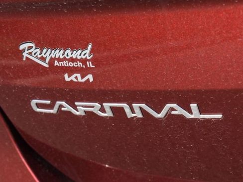 Certified 2023 Kia Carnival EX image 12