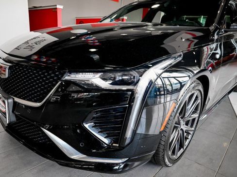 Used 2022 Cadillac CT4 Sport image 9