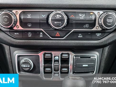 Used 2025 Jeep Wrangler Unlimited Sport AWD/4WD image 38