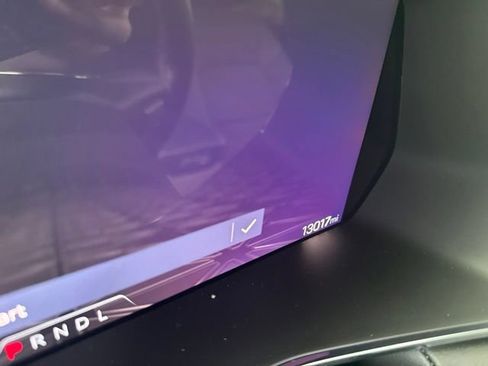 Used 2025 GMC Canyon Elevation RWD image 5