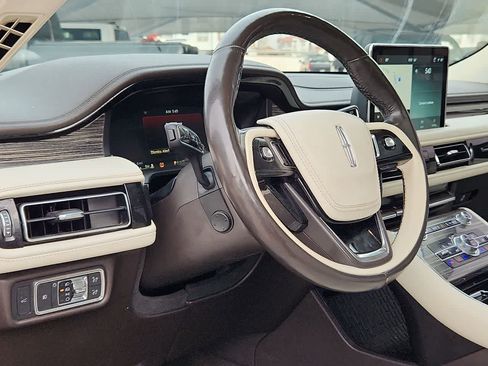 Used 2021 Lincoln Aviator Black Label w/ Dynamic Handling Package image 10