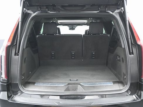 Used 2023 Cadillac Escalade ESV Premium Luxury image 14