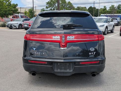 Used 2016 Lincoln MKT AWD w/ Equipment Group 201A image 4