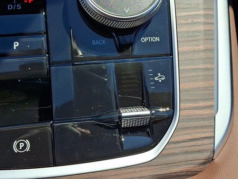 New 2026 BMW X5 xDrive50e image 17