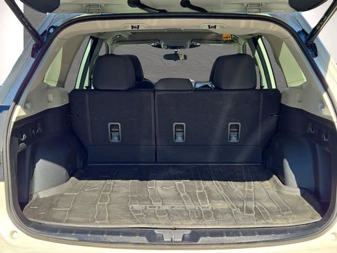 Used 2022 Subaru Forester Premium image 12