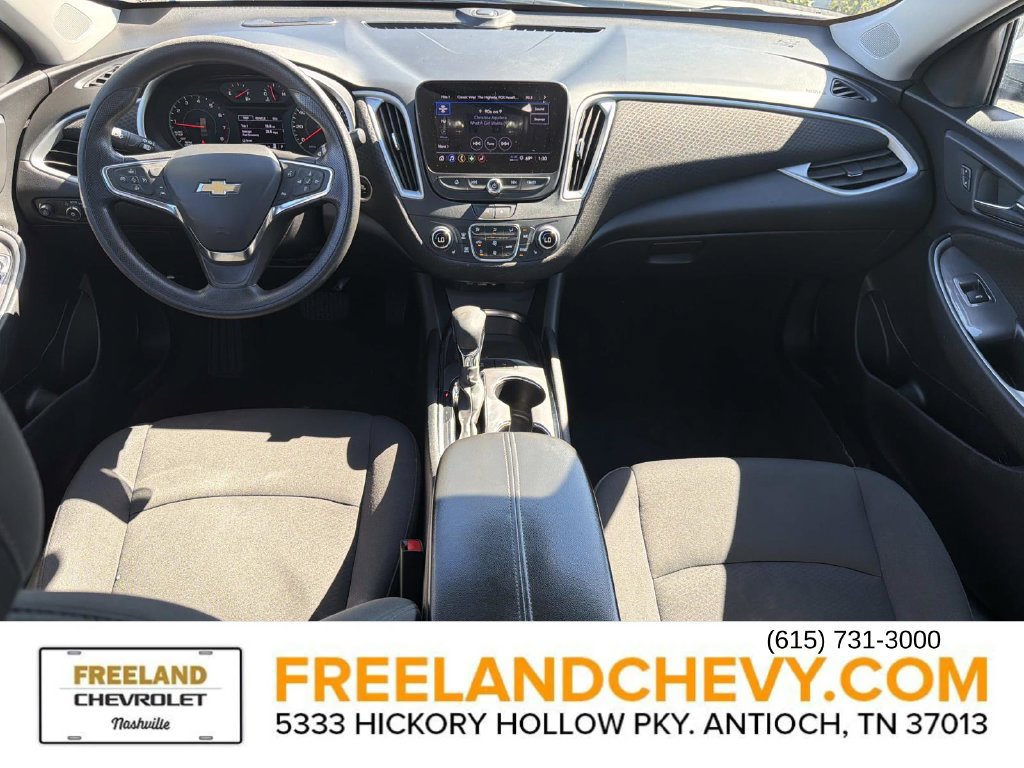 Used 2024 Chevrolet Malibu LT FWD image 17