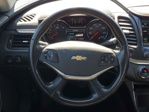 Used 2018 Chevrolet Impala LT image 24