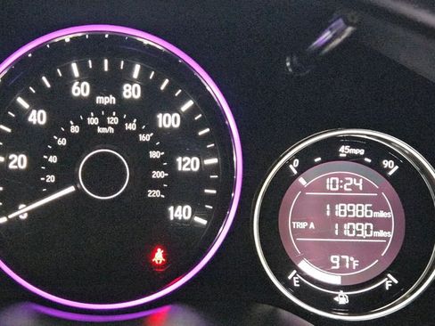 Used 2016 Honda HR-V LX image 12