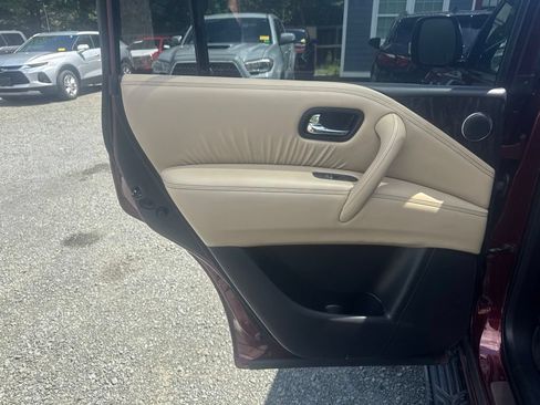 Used 2022 Nissan Armada Platinum w/ Captain's Chairs Package AWD/4WD image 17
