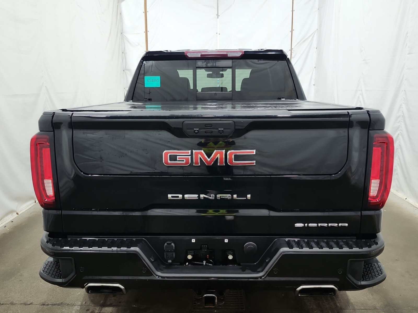 Used 2022 GMC Sierra 1500 Denali w/ Denali Premium Package AWD/4WD image 8