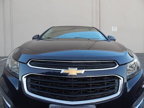 Used 2016 Chevrolet Cruze LS FWD image 9