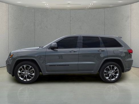 Used 2022 Jeep Grand Cherokee Laredo X RWD image 6