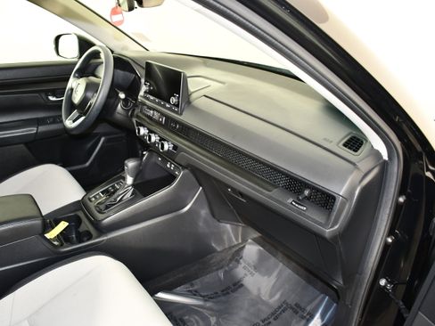 Certified 2024 Honda CR-V EX image 40