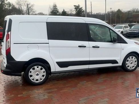 Used 2023 Ford Transit Connect XL image 3